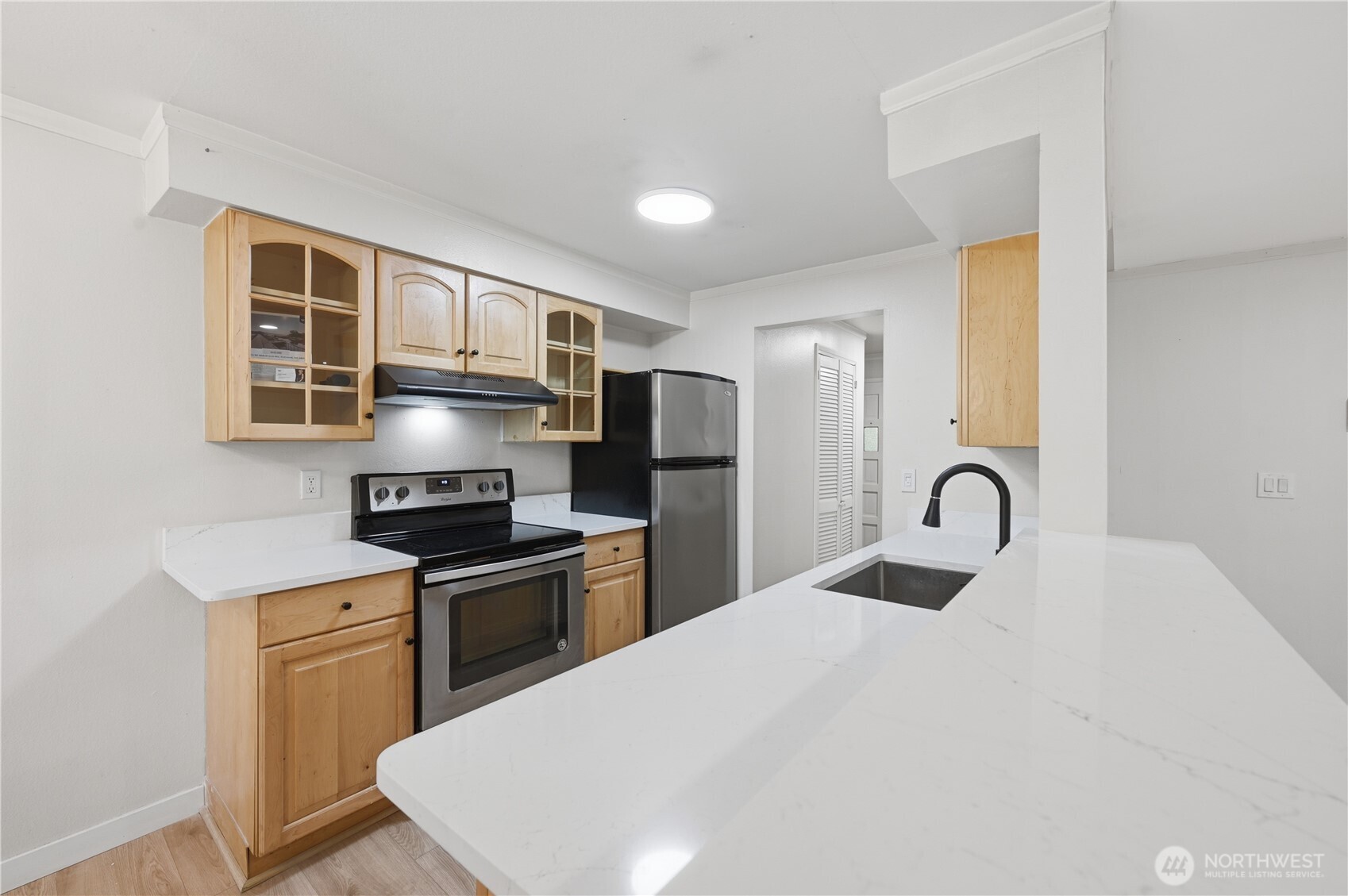 17203 NE 45th St #43, Redmond, WA 98052