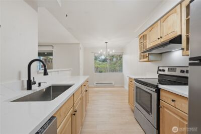 17203 NE 45th St #43, Redmond, WA 98052 - Photo 6