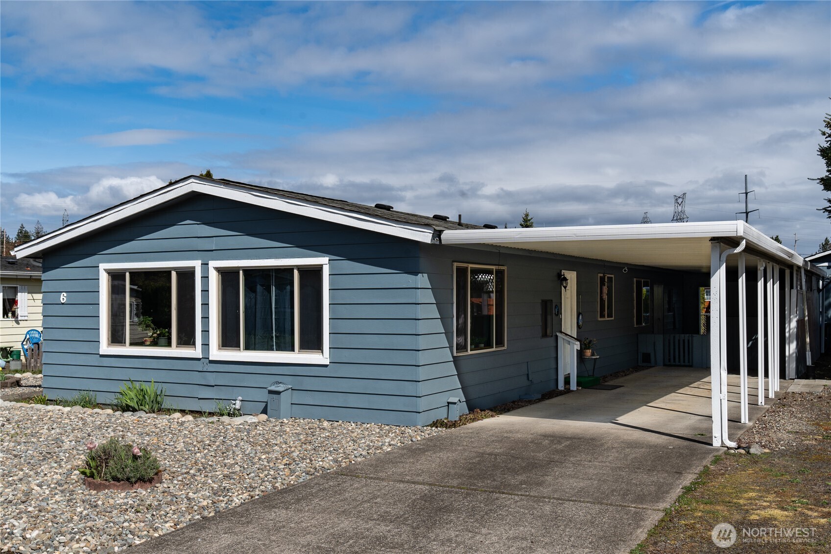 6 Donder Road , Shelton, WA 98584