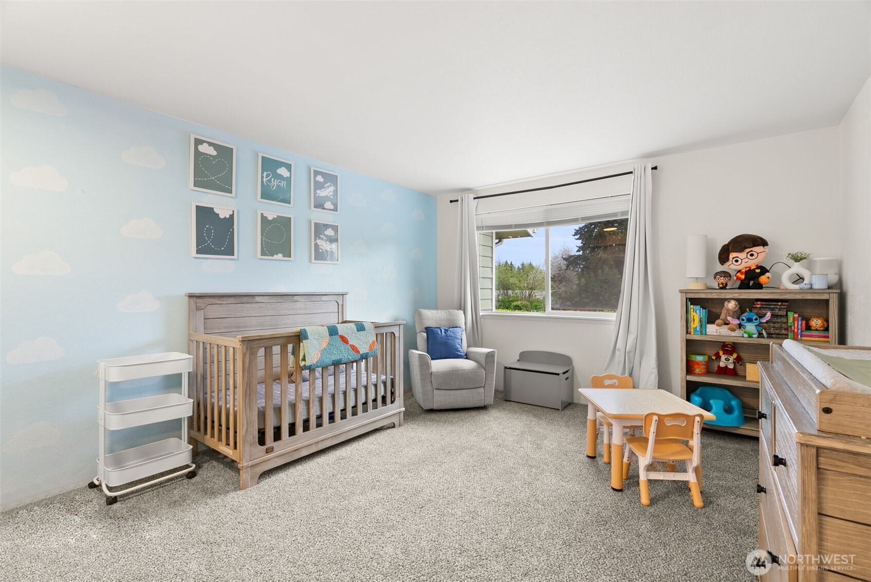 3931 NW Fairway Lane , Bremerton, WA 98312