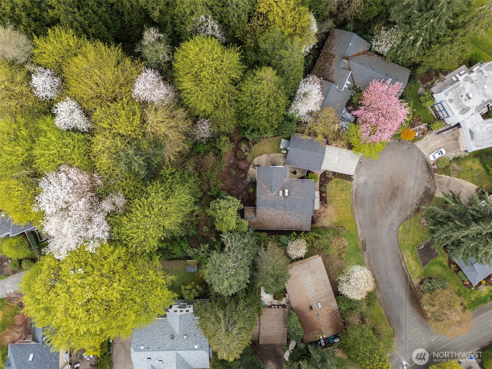1828 Lakewood Circle SE, Olympia, WA 98501