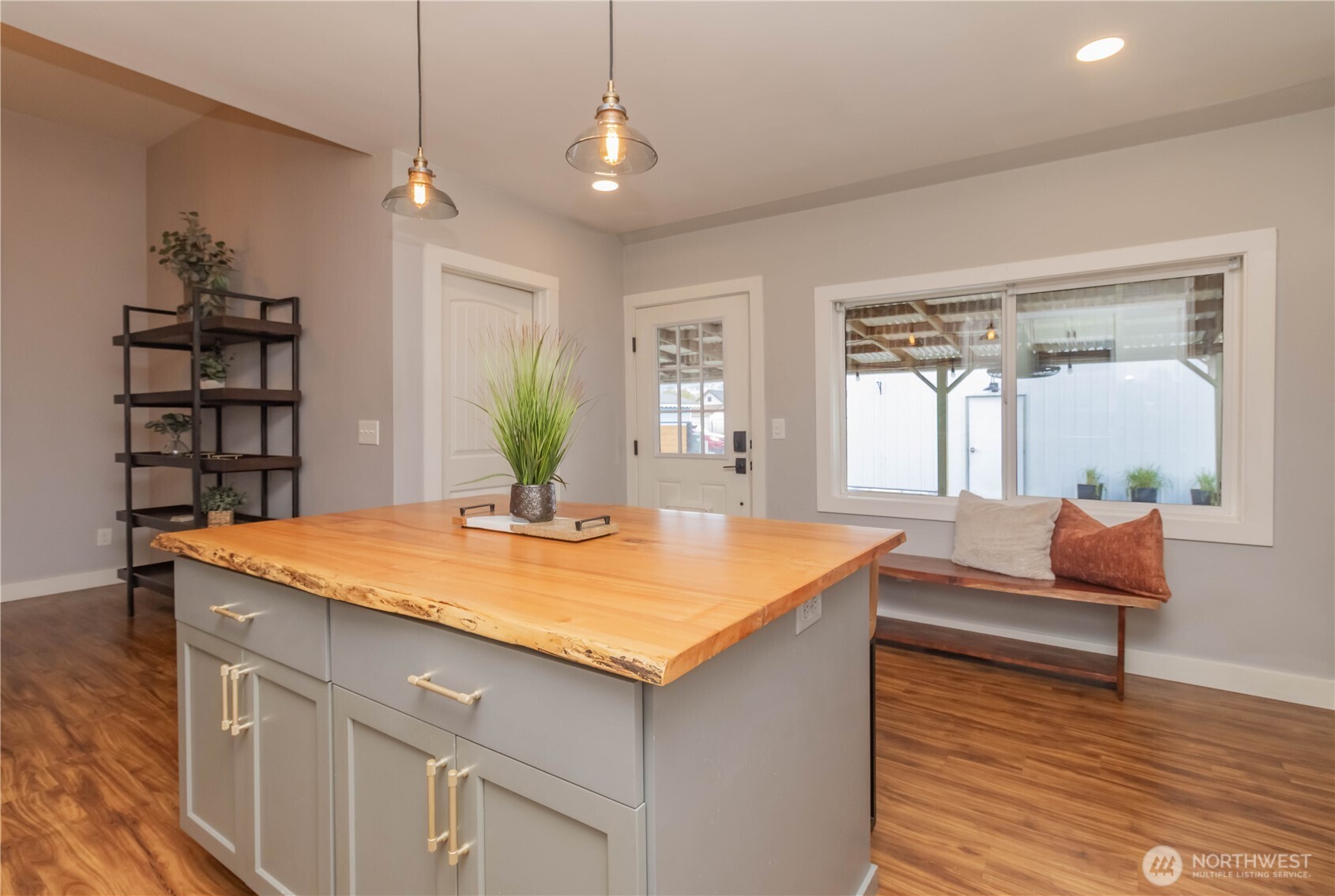 404 Factory Street SE, Orting, WA 98360
