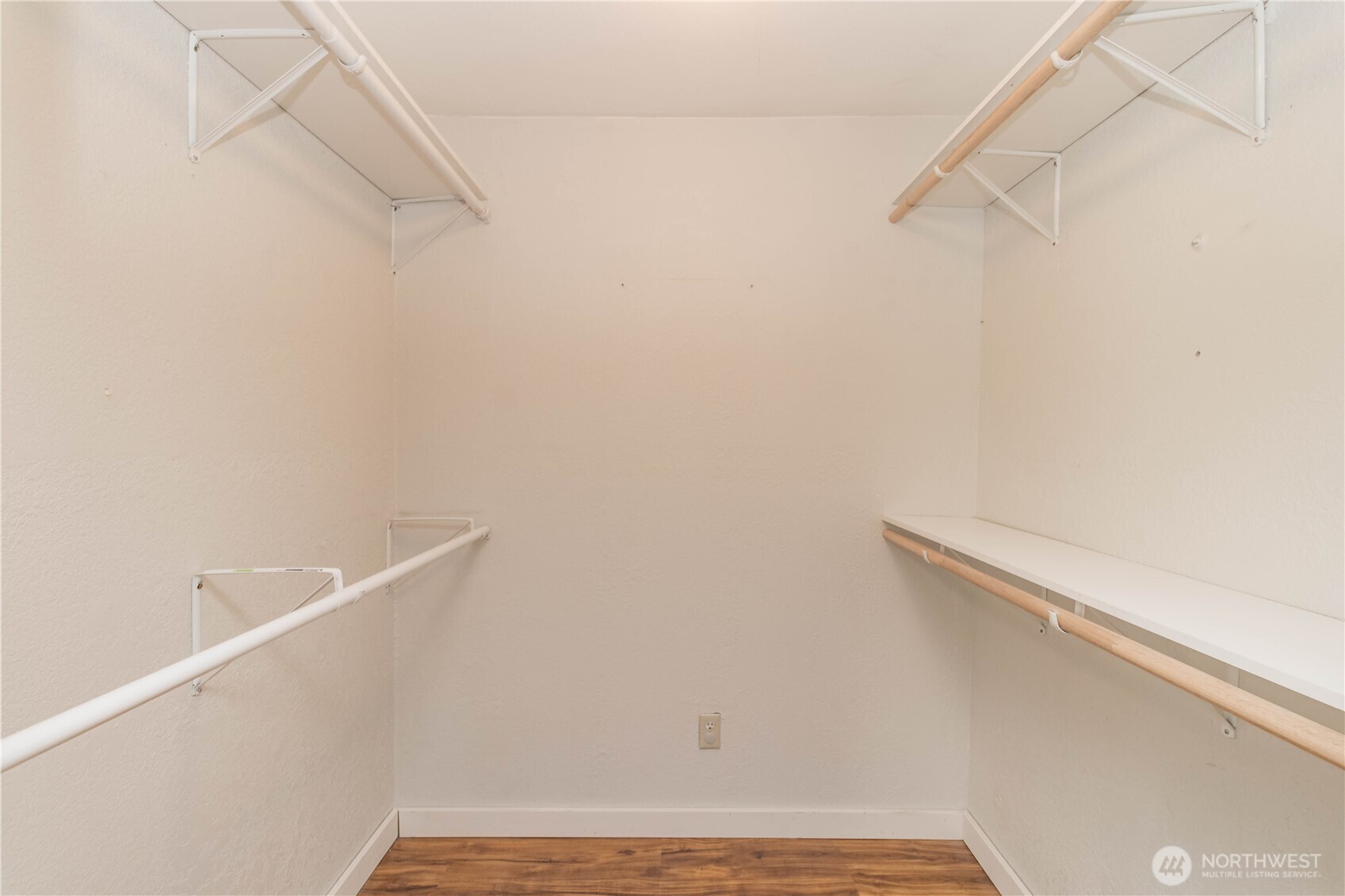 404 Factory Street SE, Orting, WA 98360