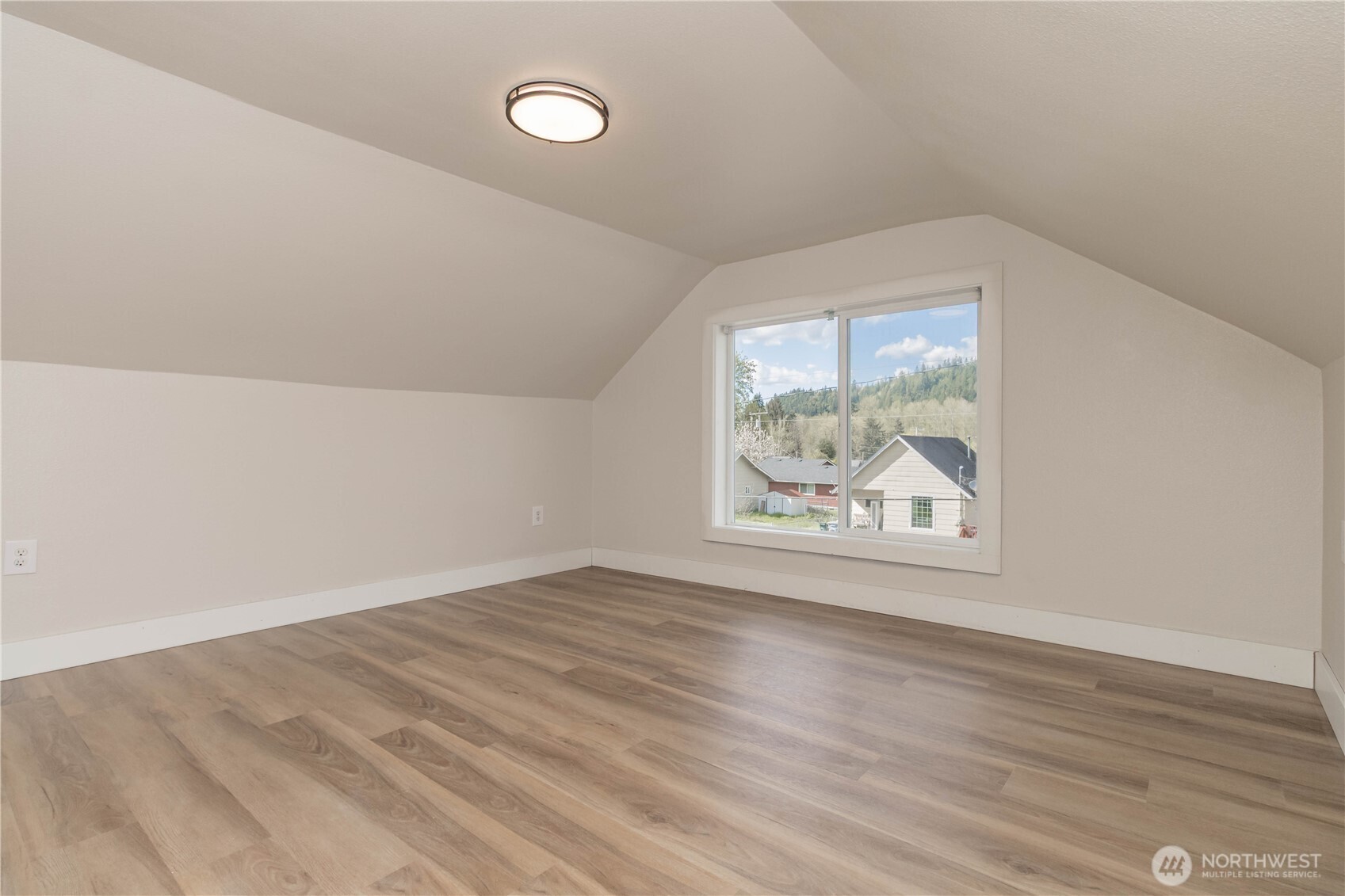 404 Factory Street SE, Orting, WA 98360