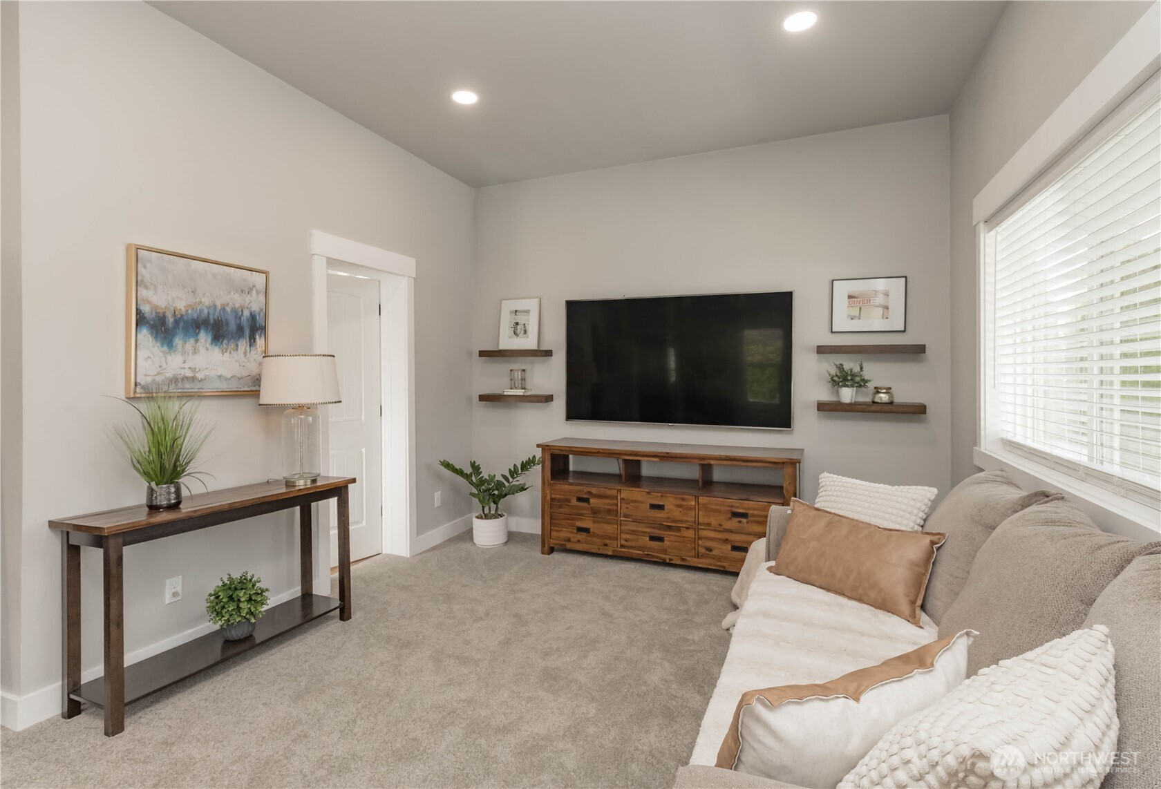 404 Factory Street SE, Orting, WA 98360