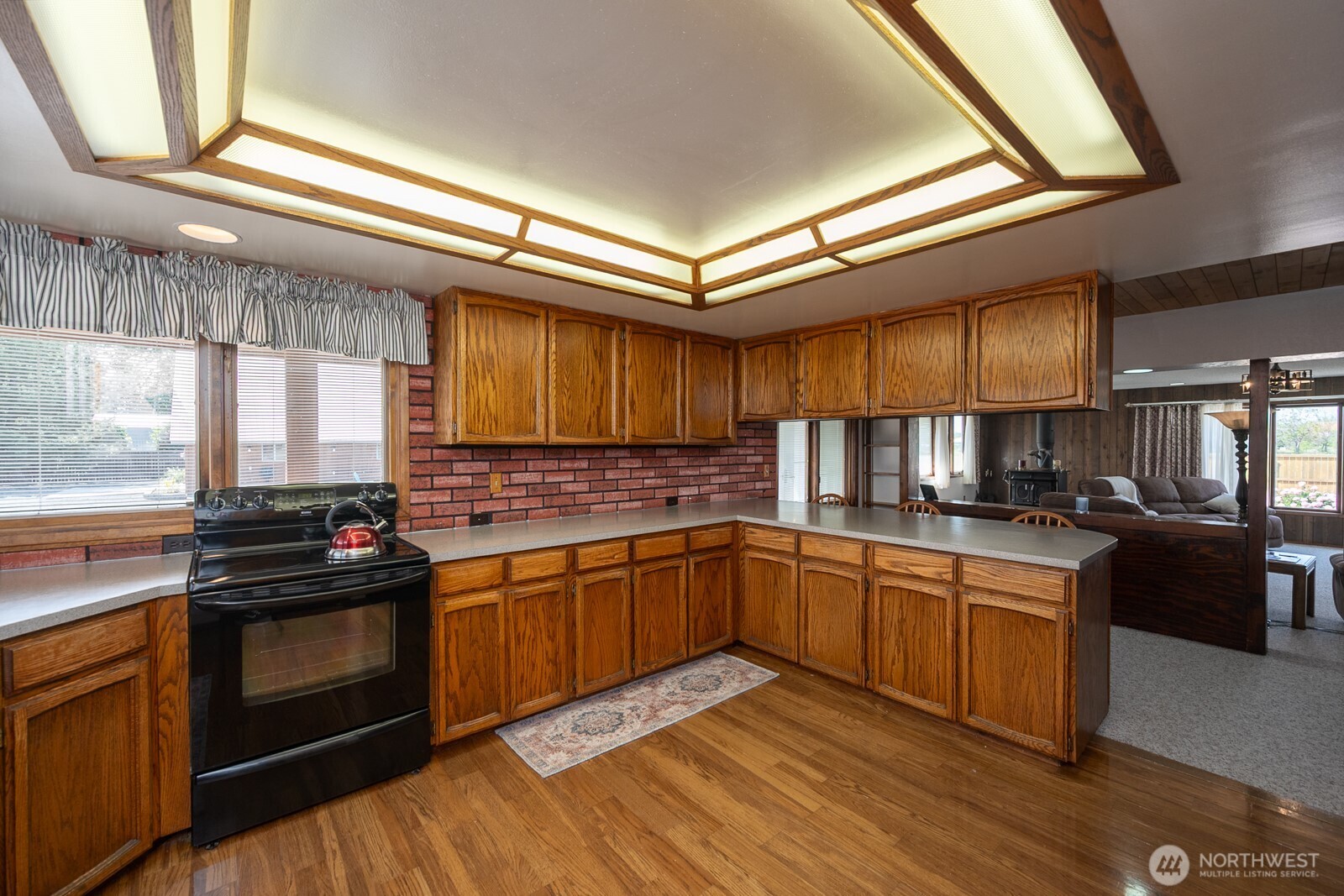 710 S McKinney Road , Othello, WA 99344