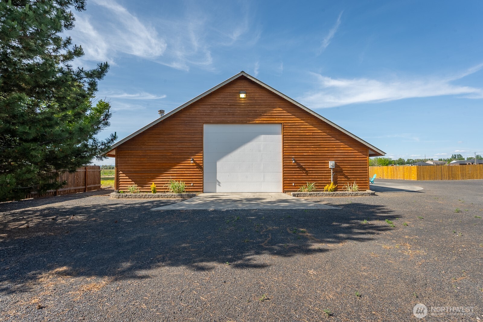 710 S McKinney Road , Othello, WA 99344