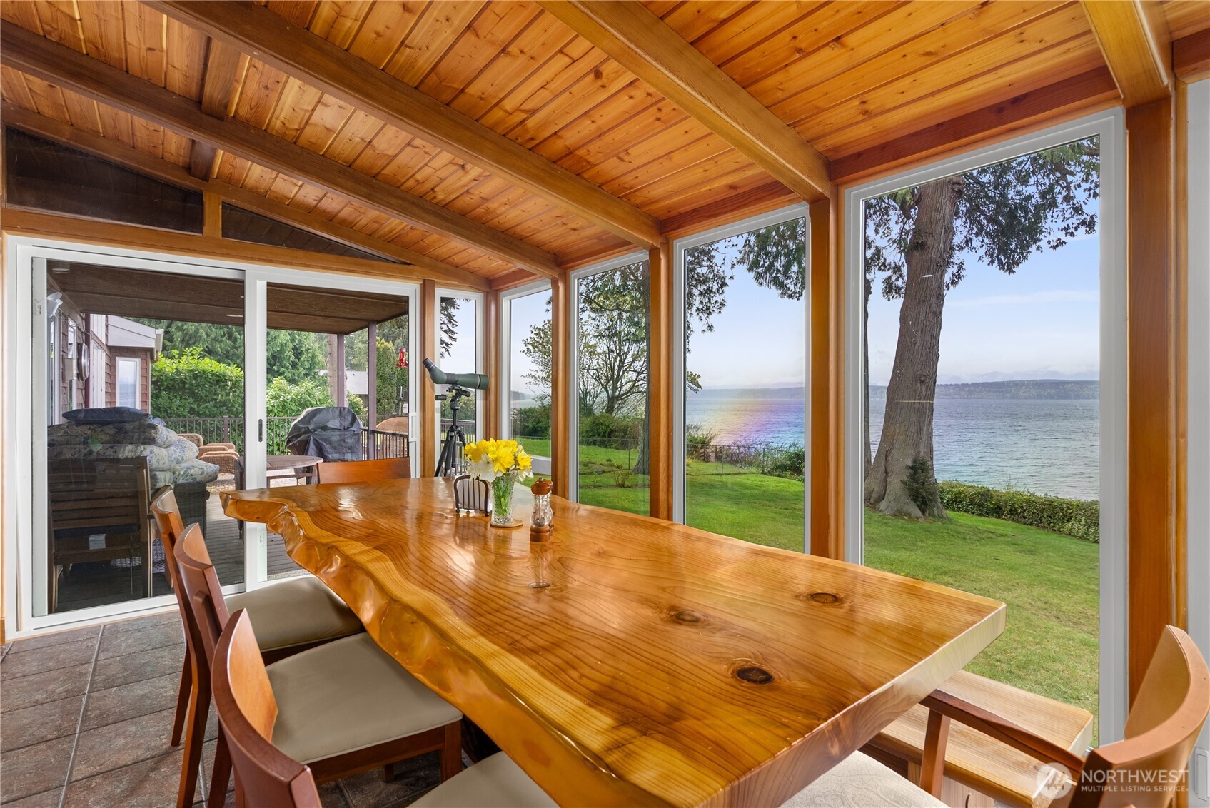 31823 S Bridge Way NE, Poulsbo, WA 98370