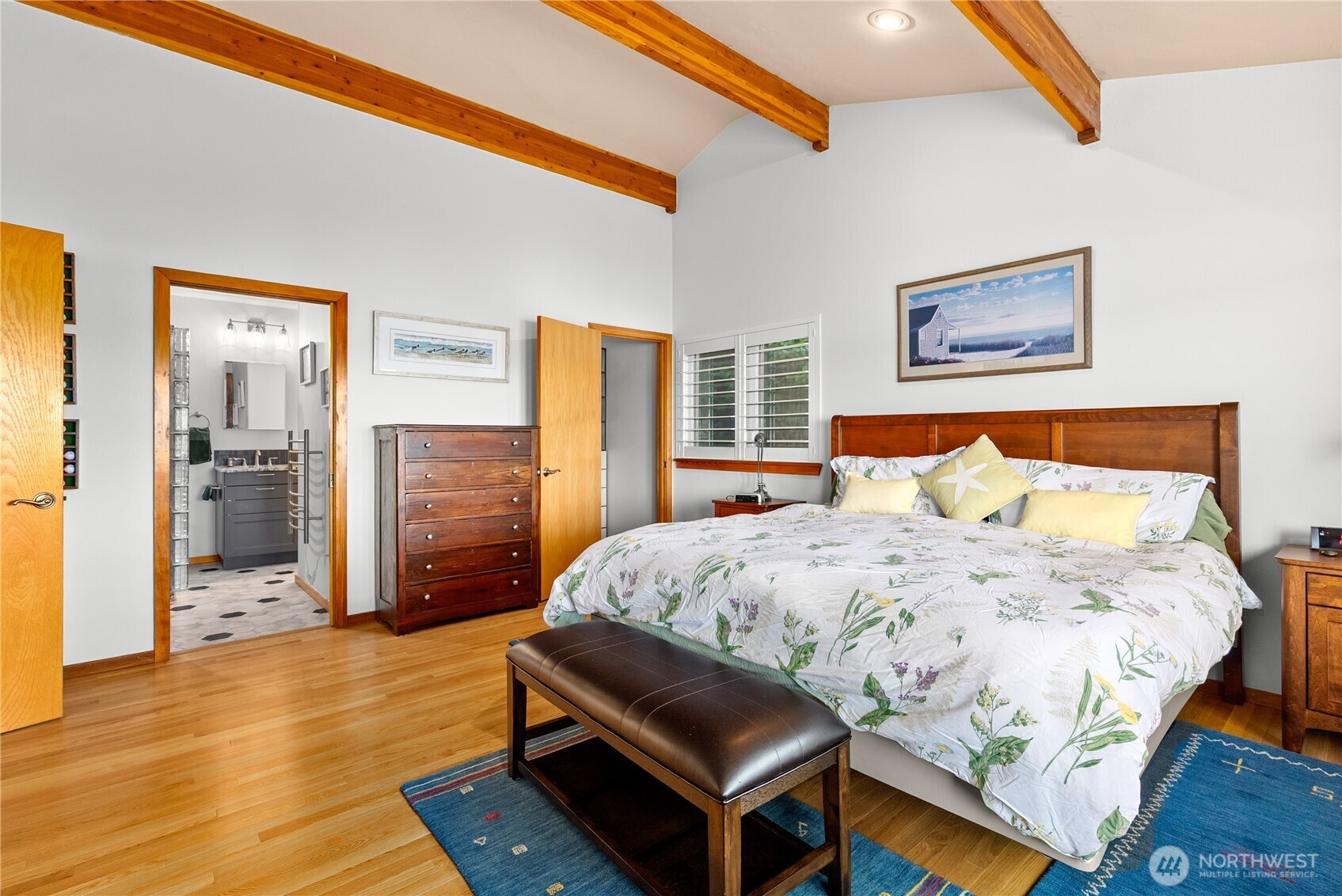 31823 S Bridge Way NE, Poulsbo, WA 98370