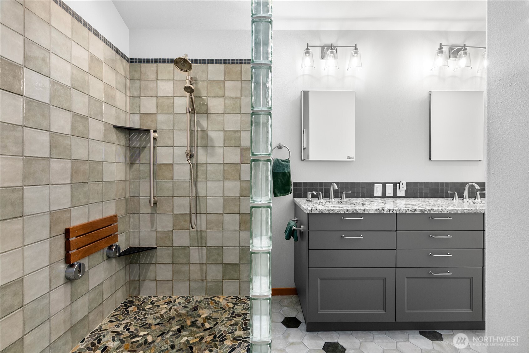 31823 S Bridge Way NE, Poulsbo, WA 98370