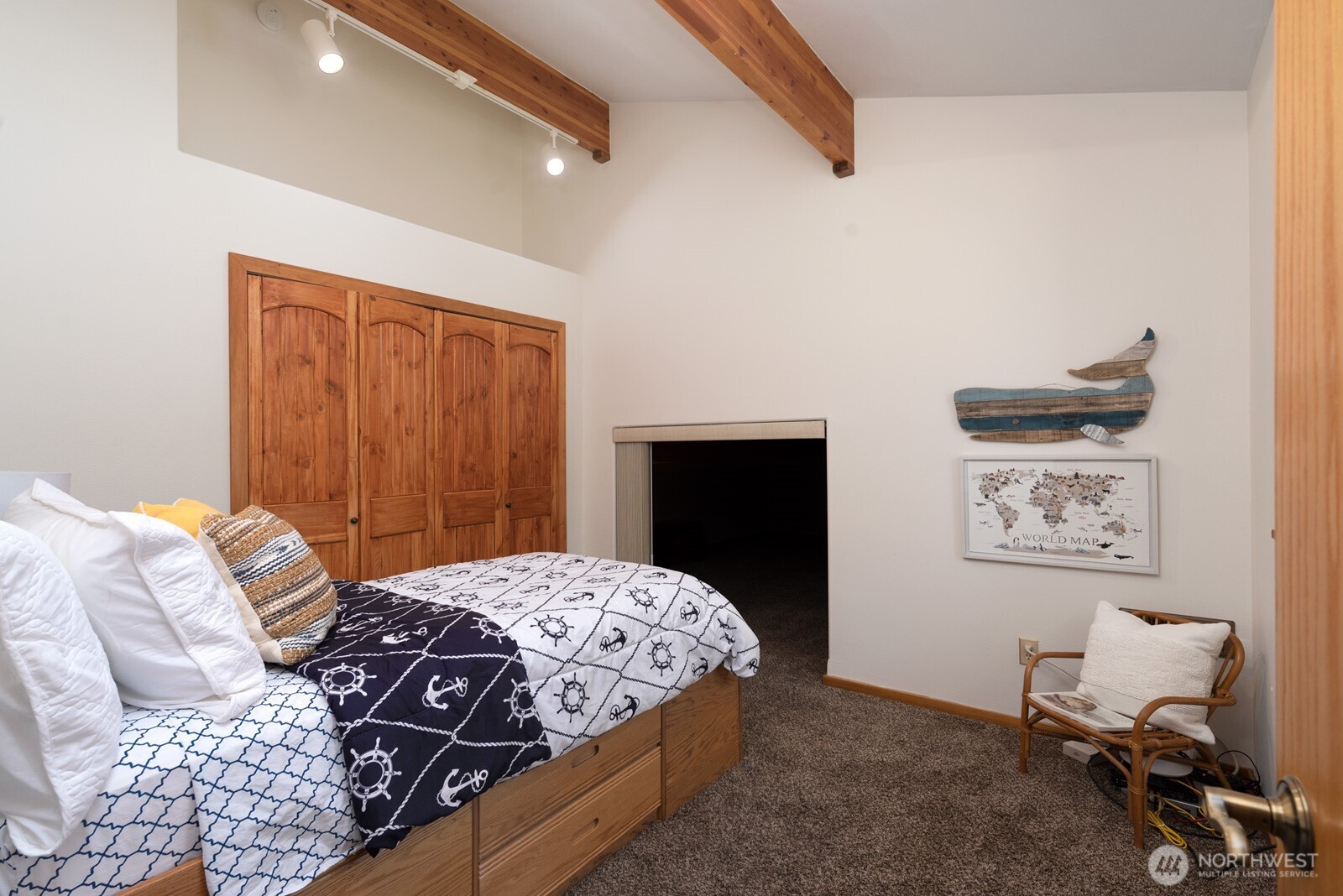 31823 S Bridge Way NE, Poulsbo, WA 98370