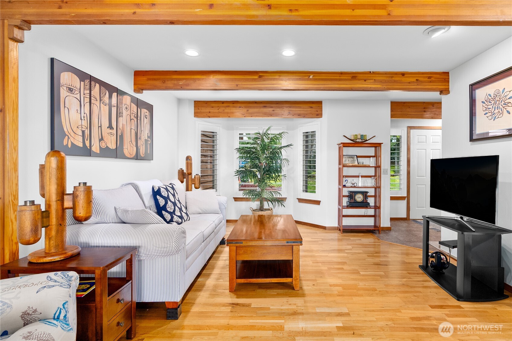 31823 S Bridge Way NE, Poulsbo, WA 98370