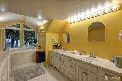 10538 48th Place NE, Kirkland, WA 98033 - Photo 13
