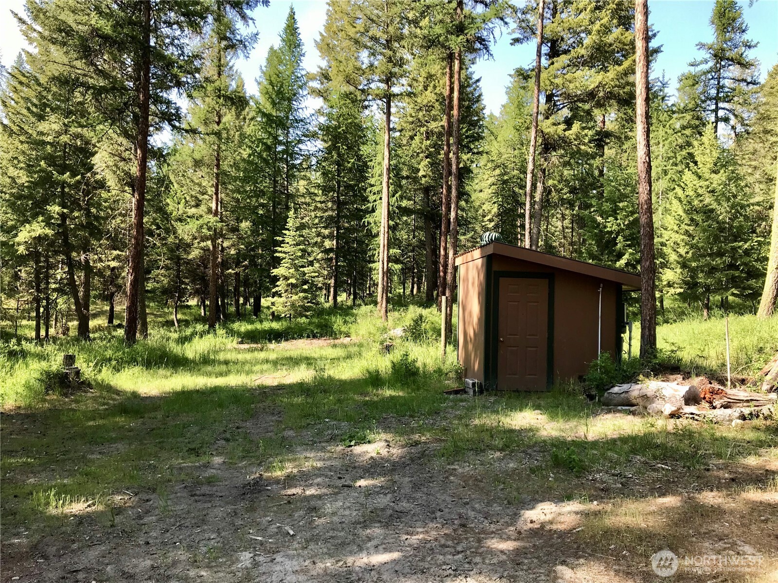 513 9 Mile Road , Oroville, WA 98844