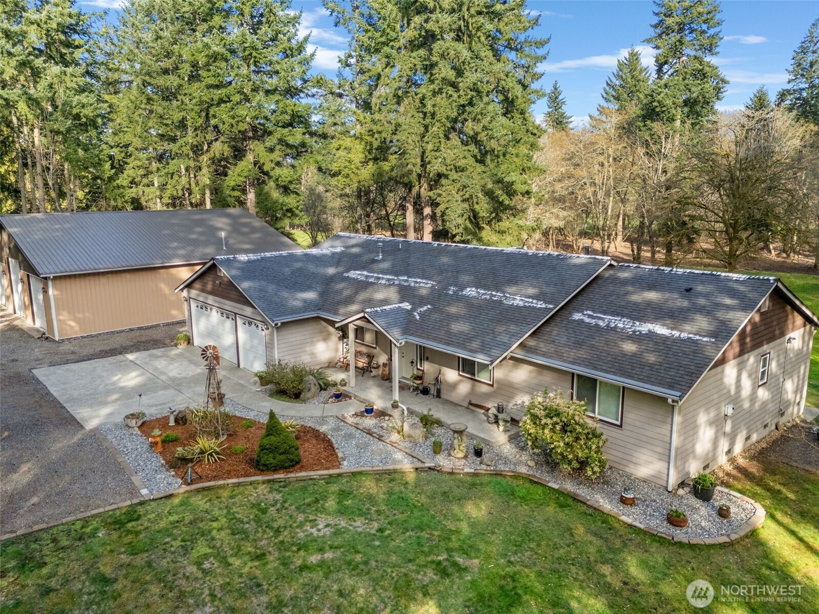 12217 224th Avenue E, Bonney Lake, WA 98391-7274