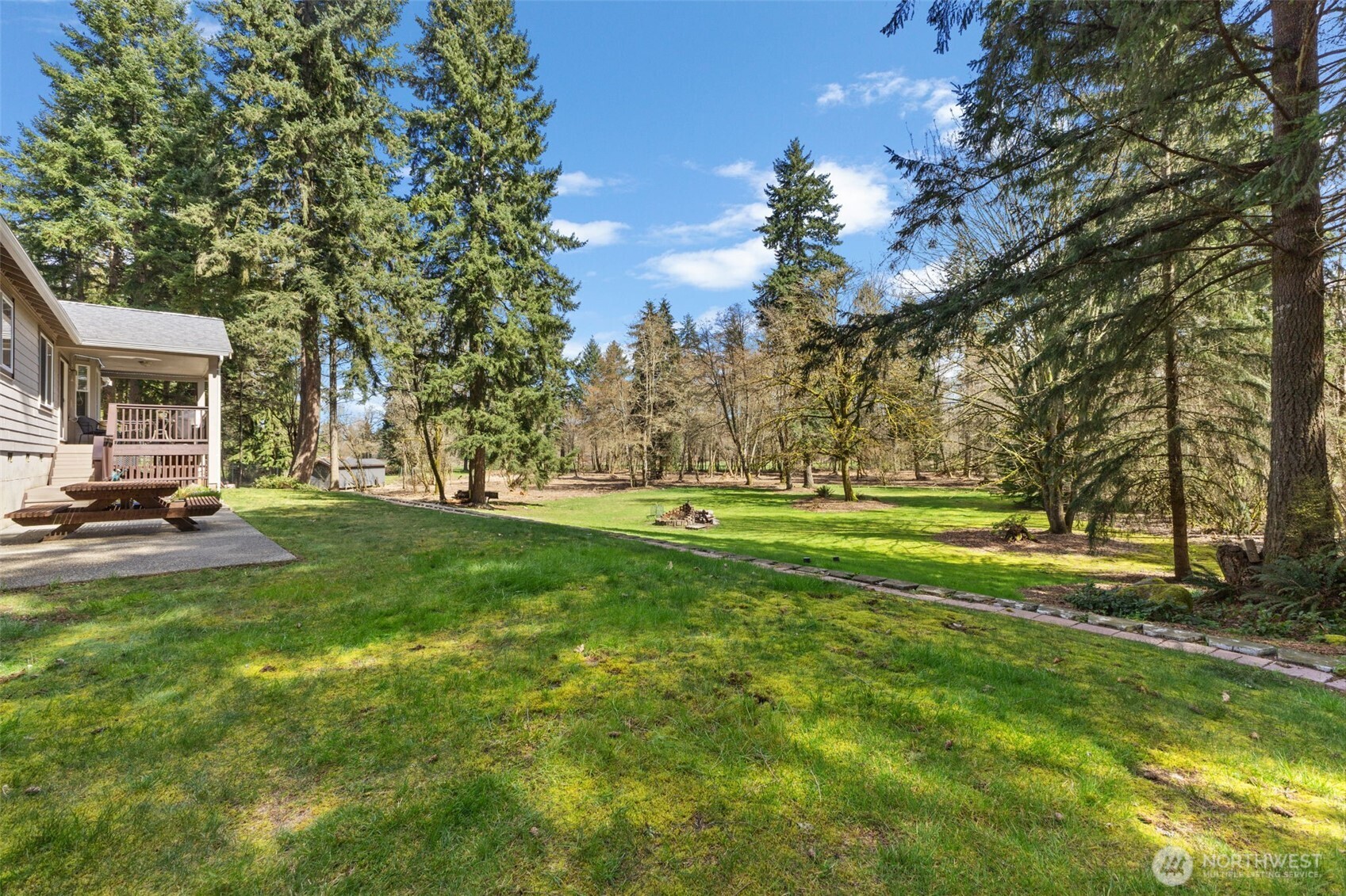 12217 224th Avenue E, Bonney Lake, WA 98391-7274