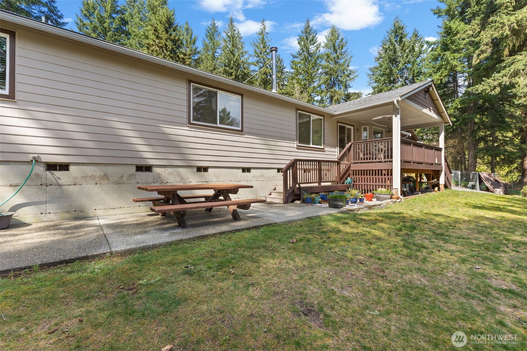 12217 224th Avenue E, Bonney Lake, WA 98391-7274