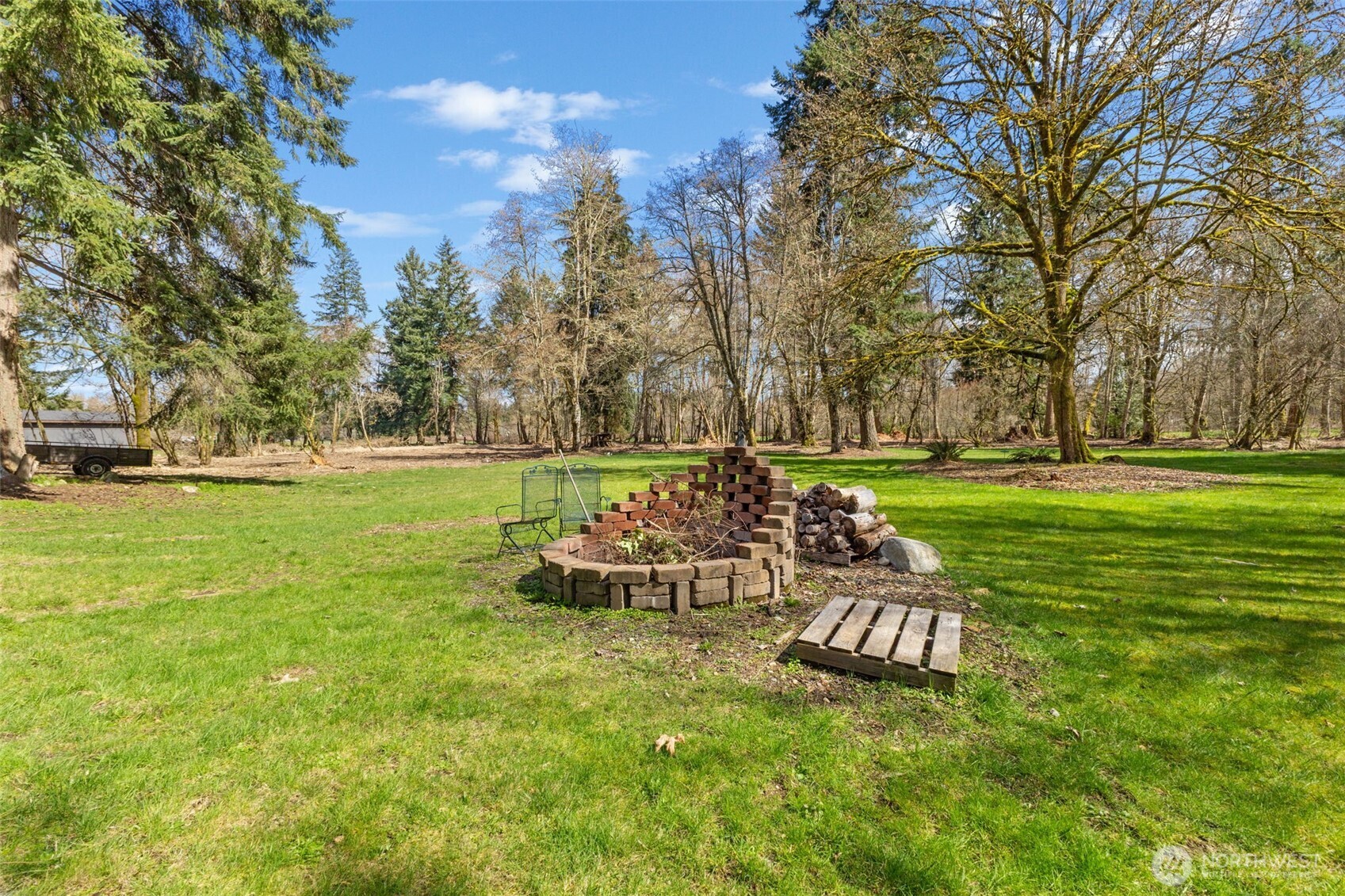 12217 224th Avenue E, Bonney Lake, WA 98391-7274
