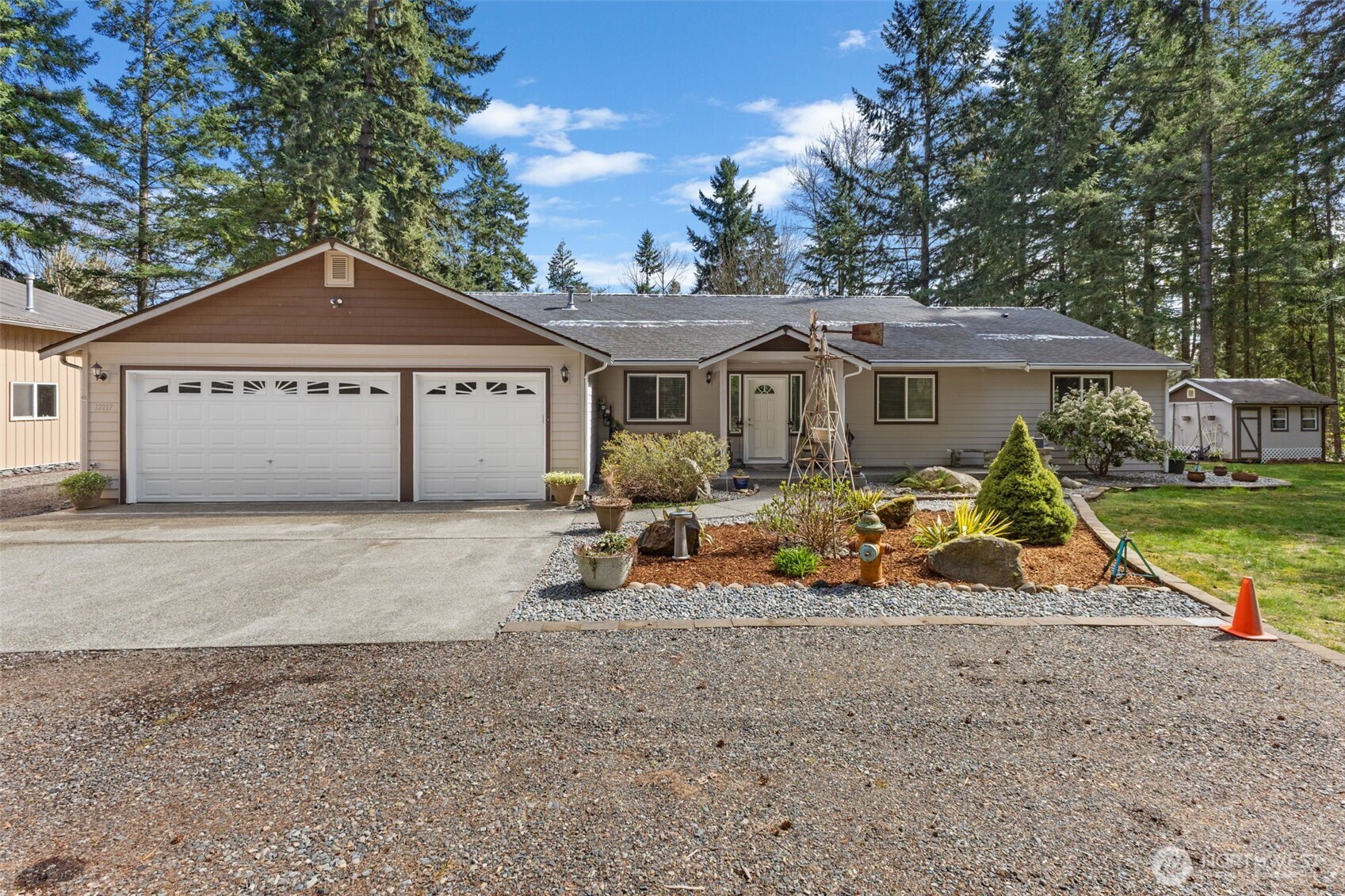 12217 224th Avenue E, Bonney Lake, WA 98391-7274