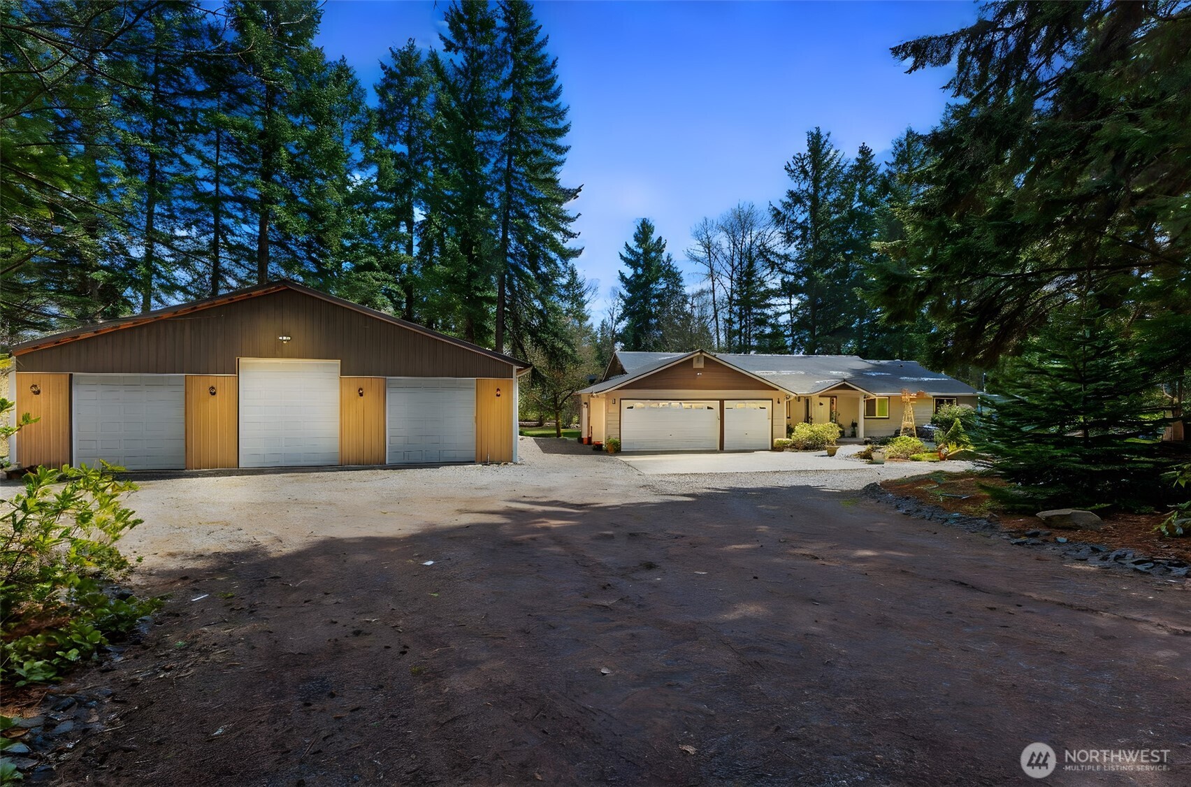 12217 224th Avenue E, Bonney Lake, WA 98391-7274