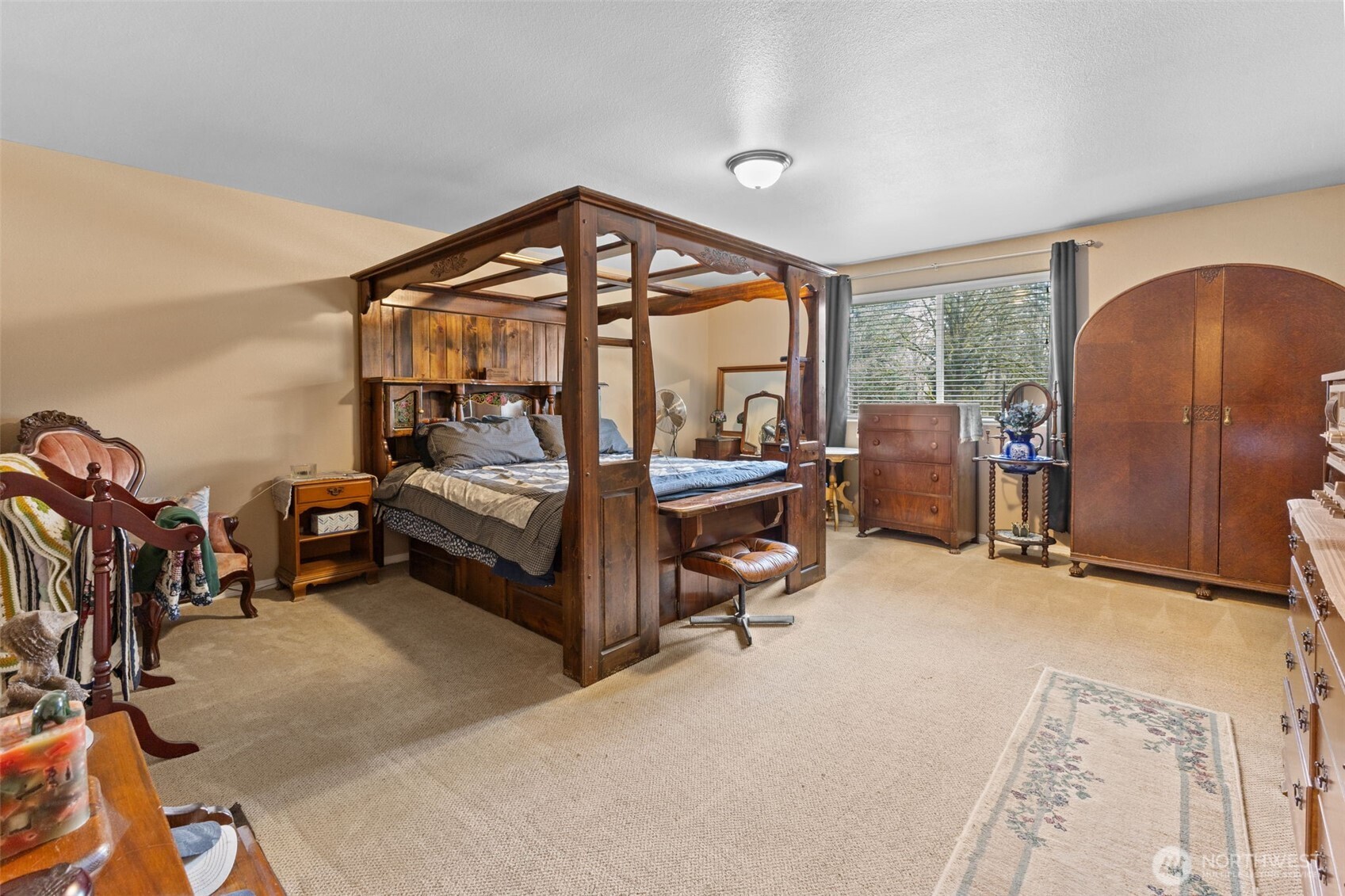 12217 224th Avenue E, Bonney Lake, WA 98391-7274