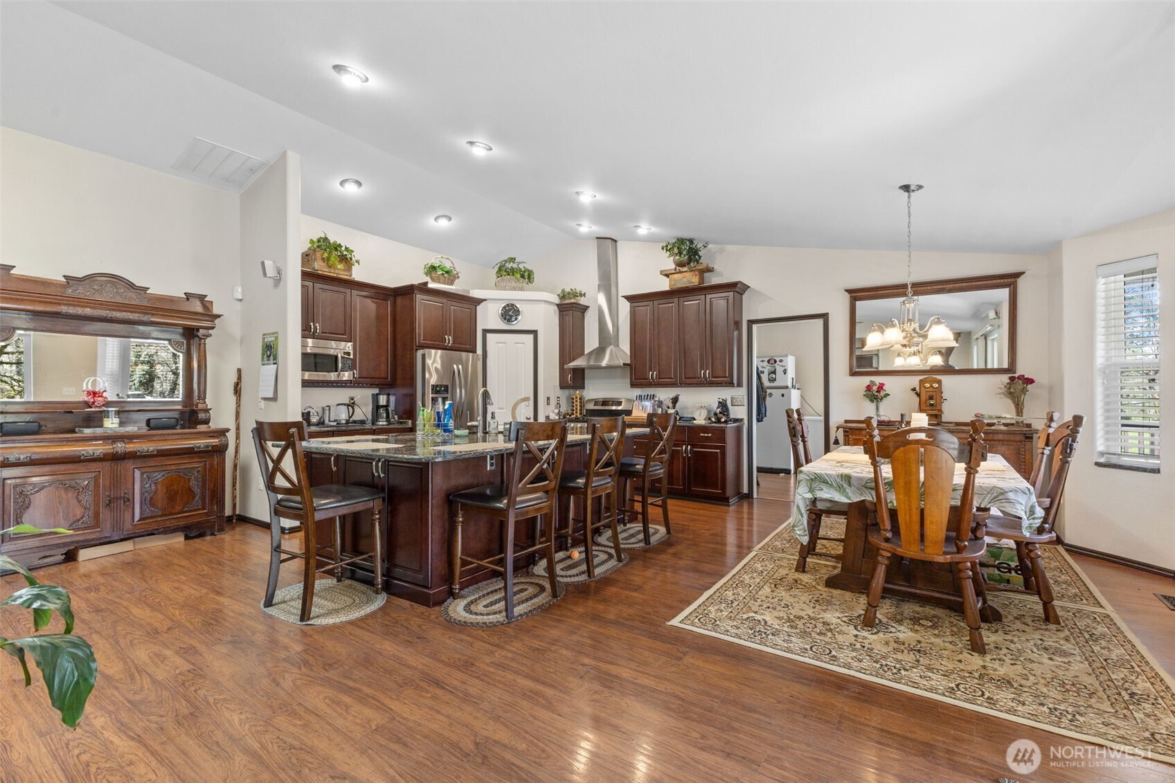 12217 224th Avenue E, Bonney Lake, WA 98391-7274