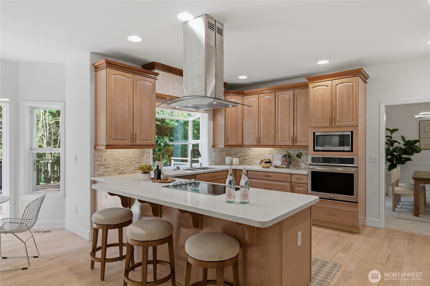 5107 218th Avenue NE, Redmond, WA 98053
