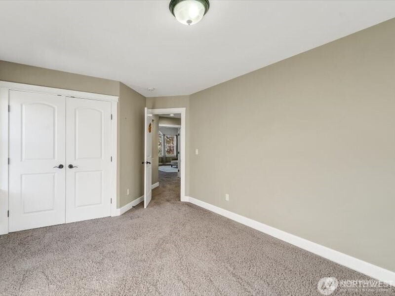 3840 Cameron Drive NE, Lacey, WA 98516