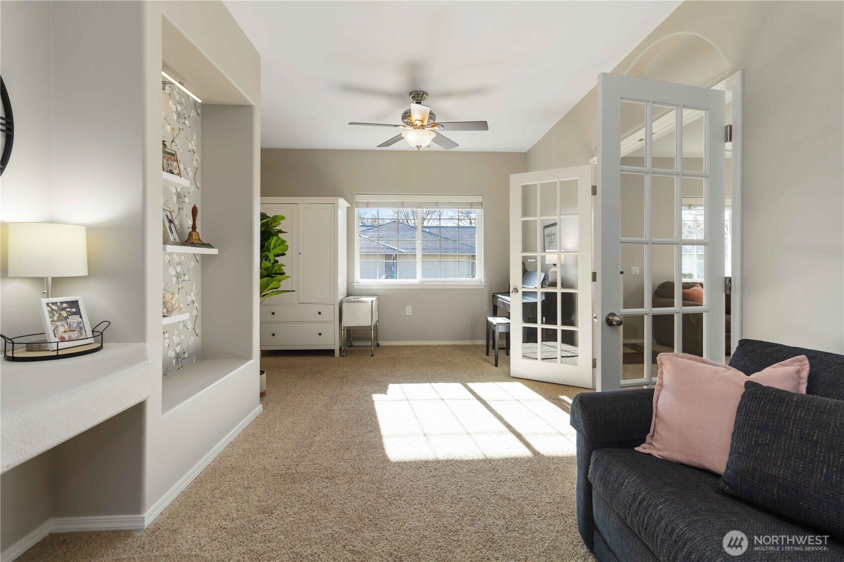 5558 Solo Point Drive , Longview, WA 98632