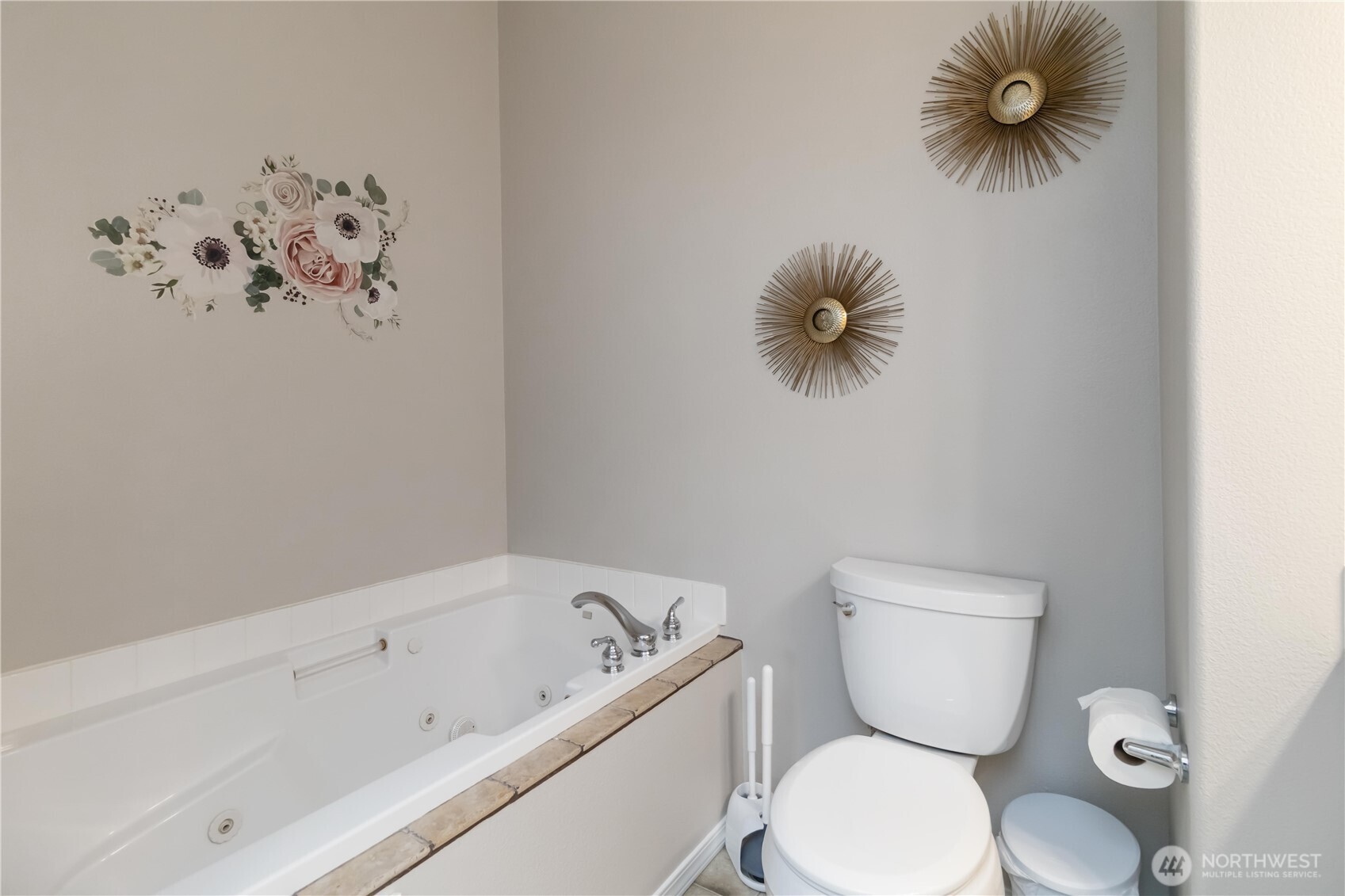 5558 Solo Point Drive , Longview, WA 98632