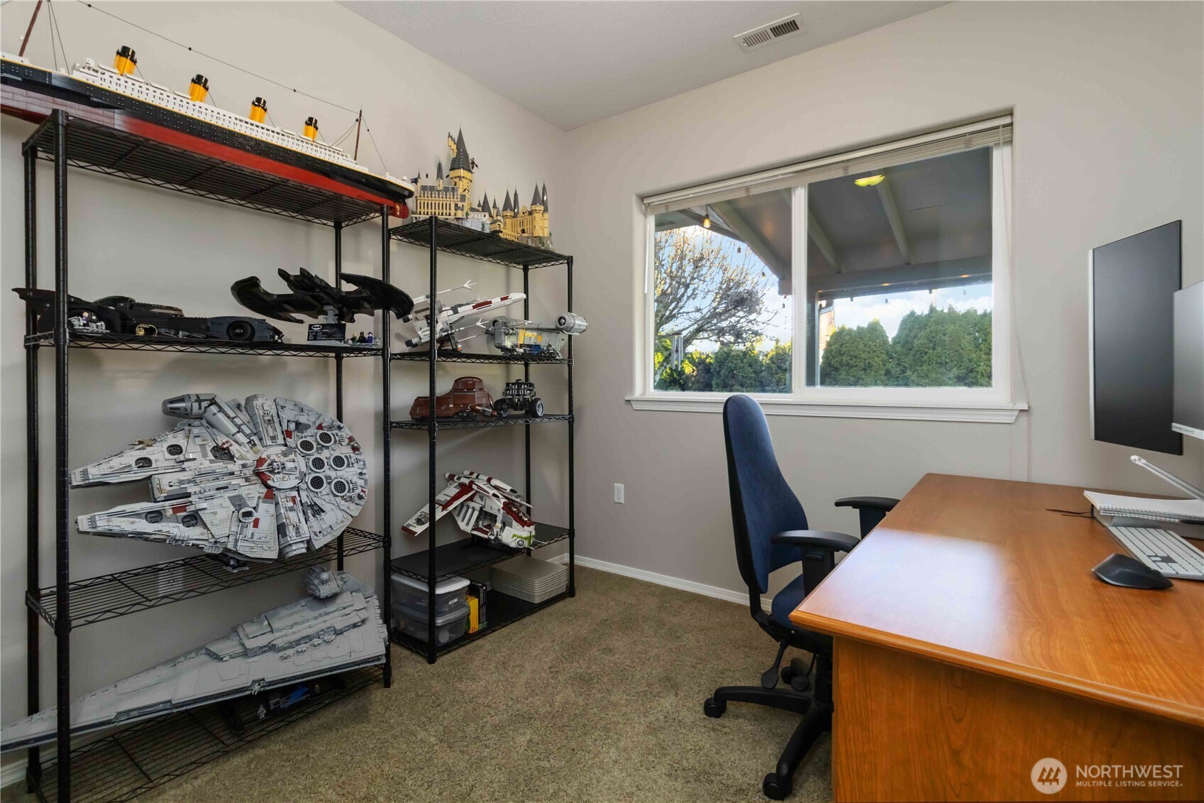 5558 Solo Point Drive , Longview, WA 98632