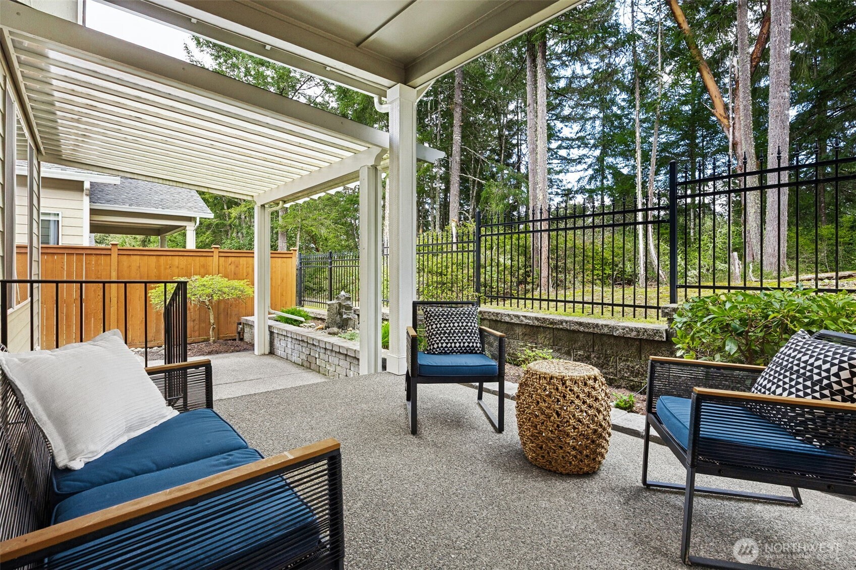 8265 Orcas Loop NE, Lacey, WA 98516