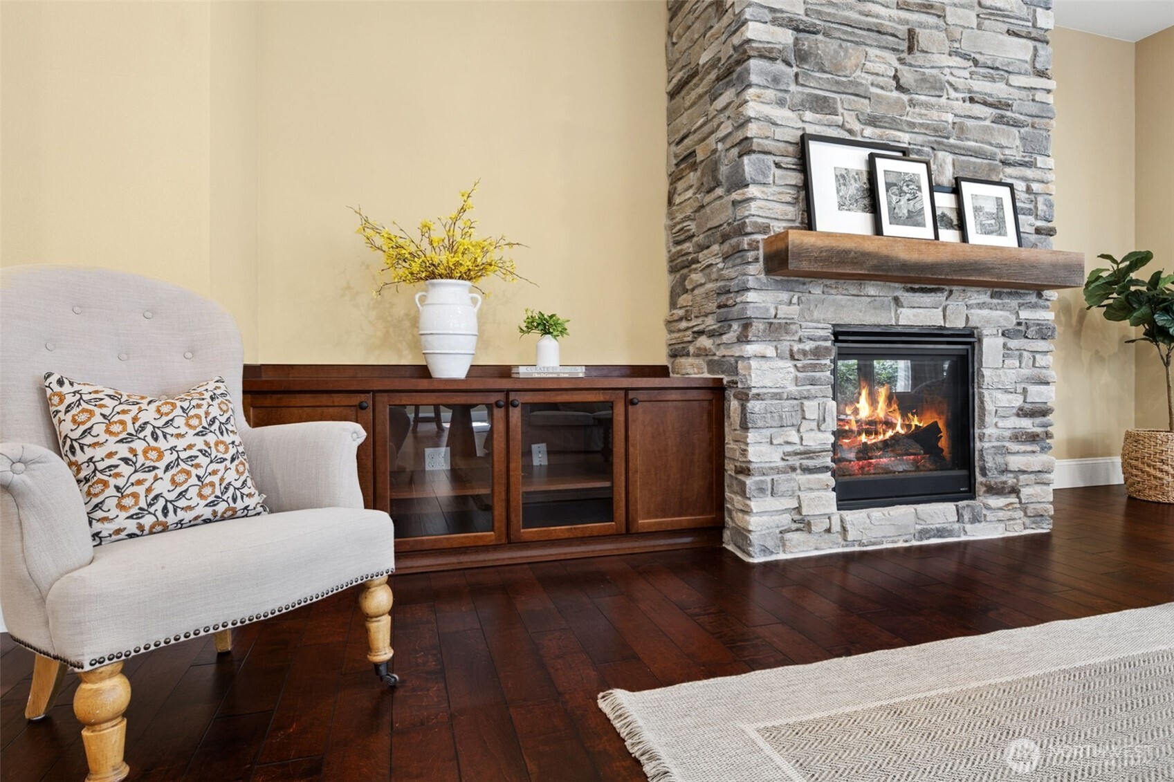 8265 Orcas Loop NE, Lacey, WA 98516