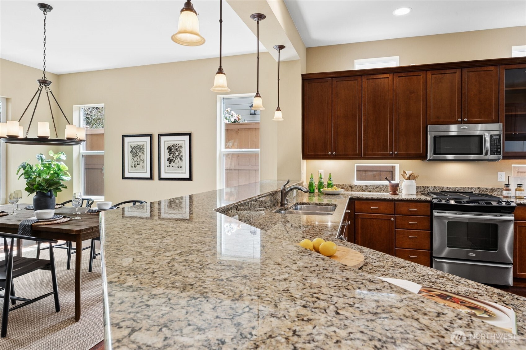 8265 Orcas Loop NE, Lacey, WA 98516