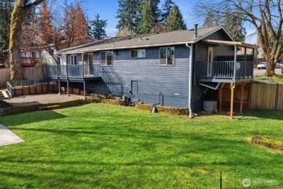 10624 171st Avenue NE, Redmond, WA 98052-2735 - Photo 19