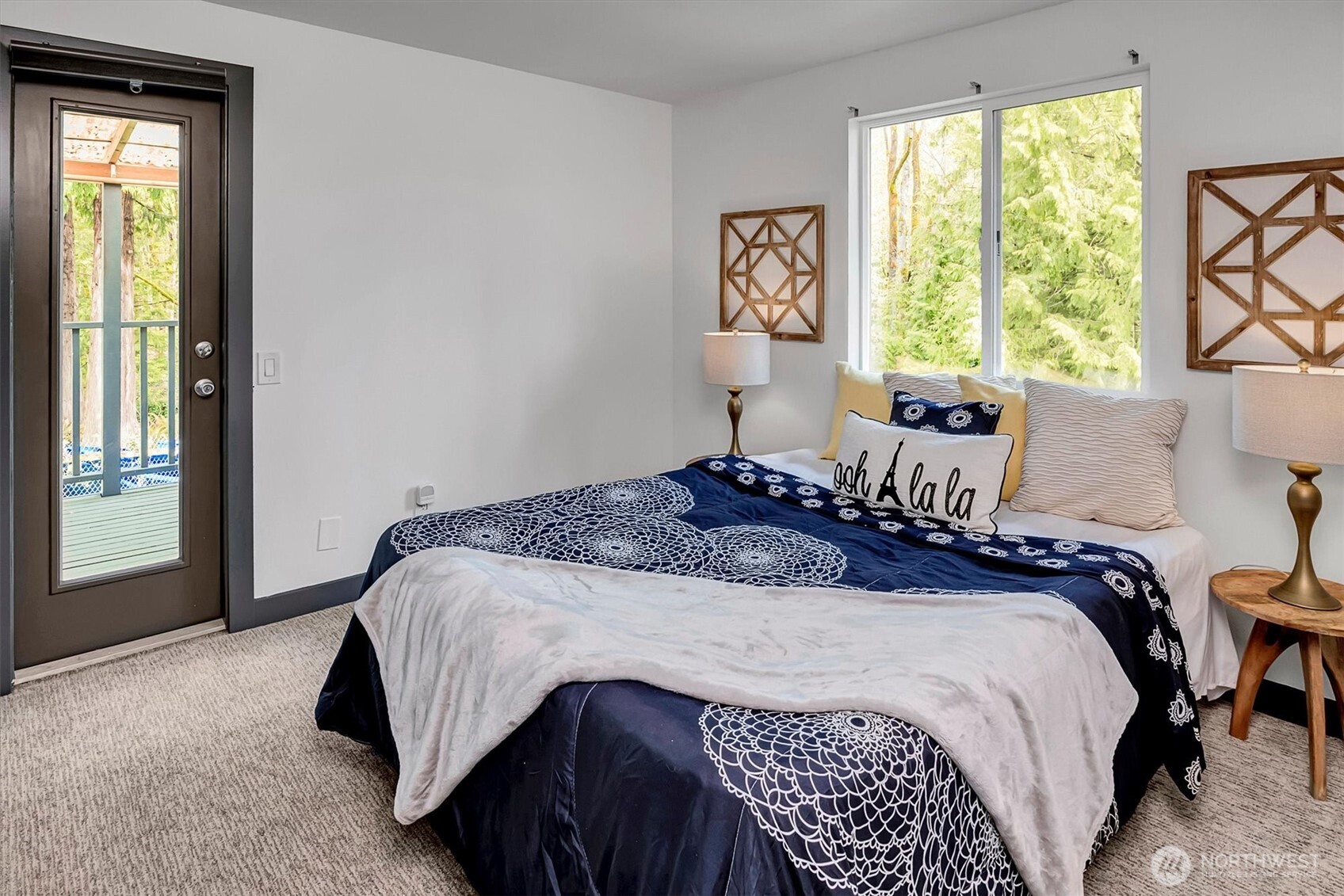 10624 171st Avenue NE, Redmond, WA 98052-2735