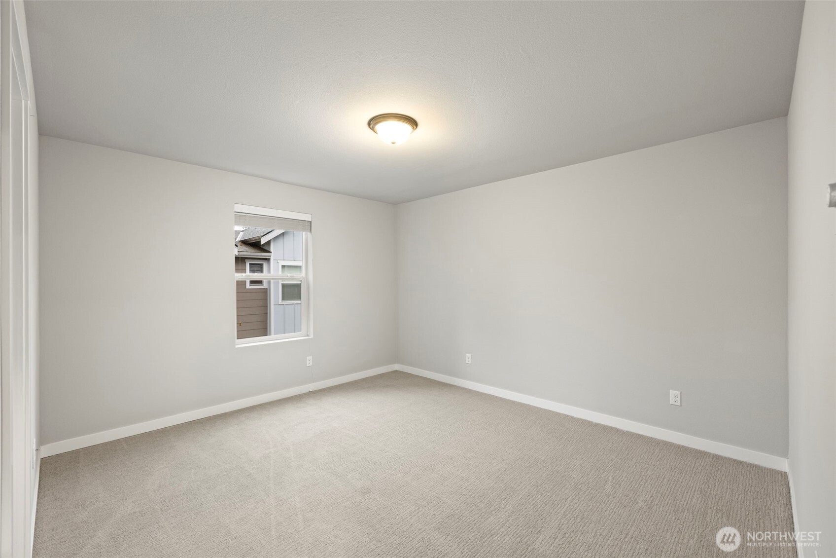 18901 12th Place W #K3, Lynnwood, WA 98036