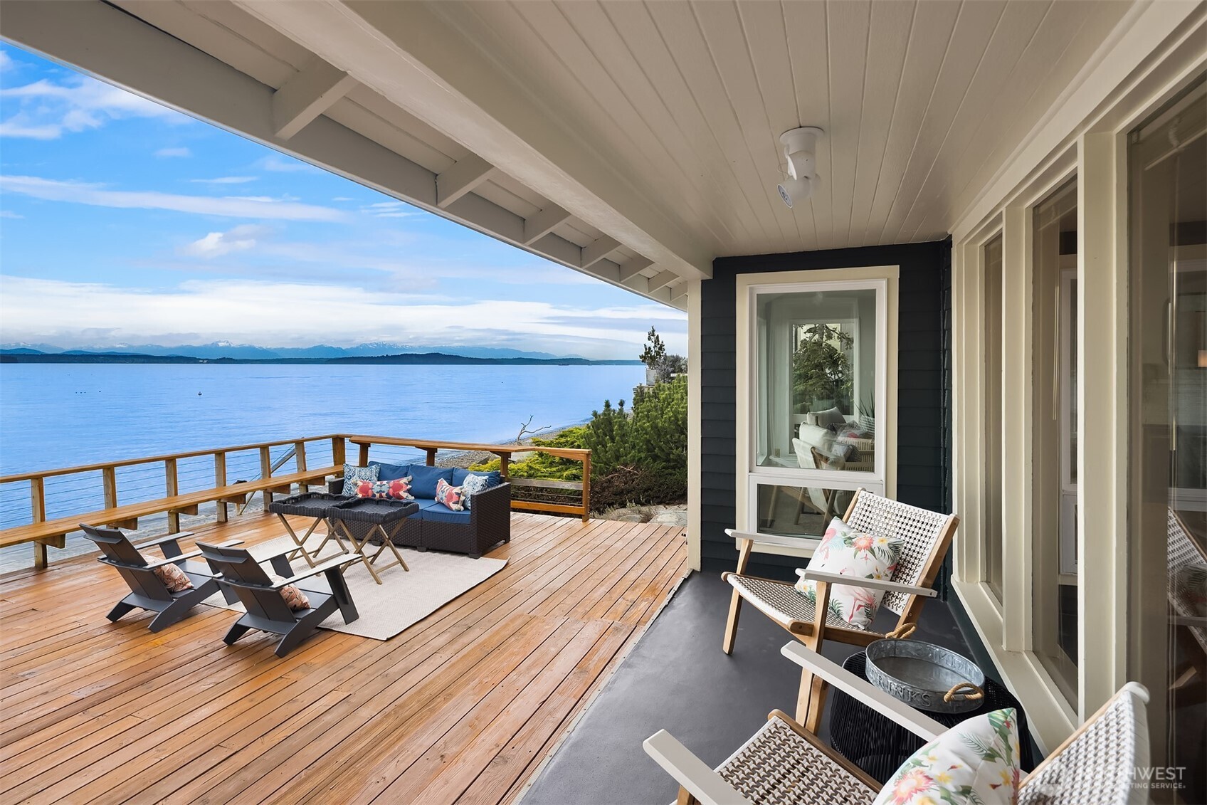 6521 Beach Drive SW, Seattle, WA 98136