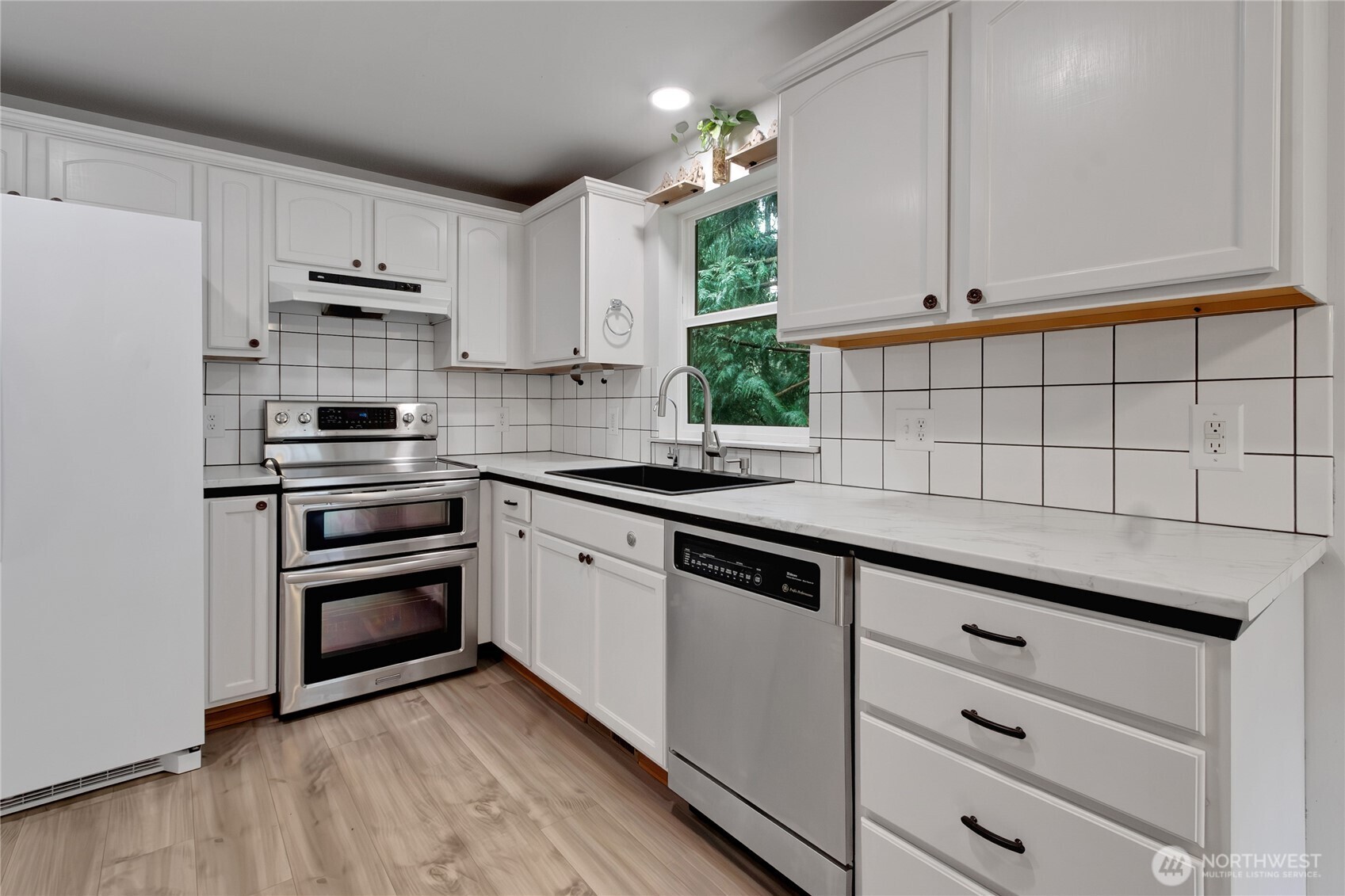 18715 Rampart Drive SE, Yelm, WA 98597