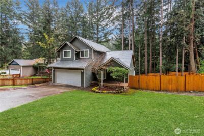18715 Rampart Drive SE, Yelm, WA 98597 - Photo 2