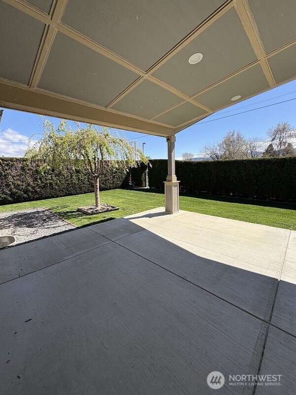 1104 NE 9th Street , East Wenatchee, WA 98802