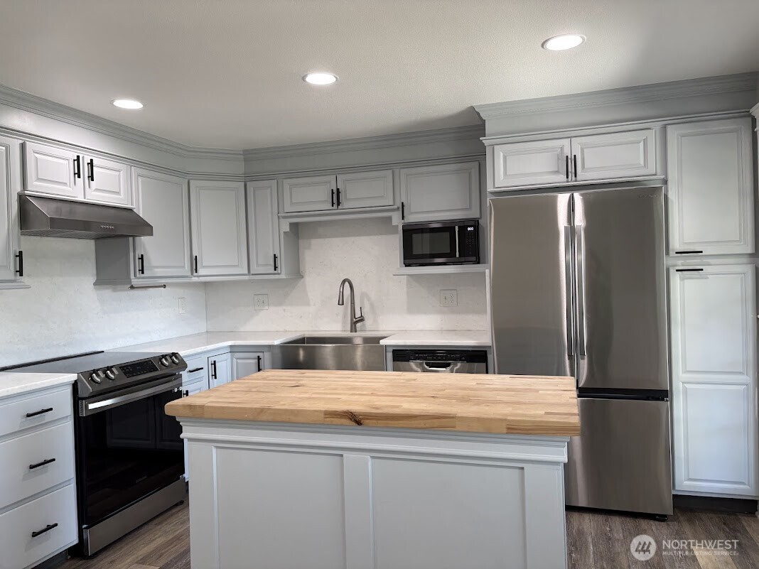 1104 NE 9th Street , East Wenatchee, WA 98802