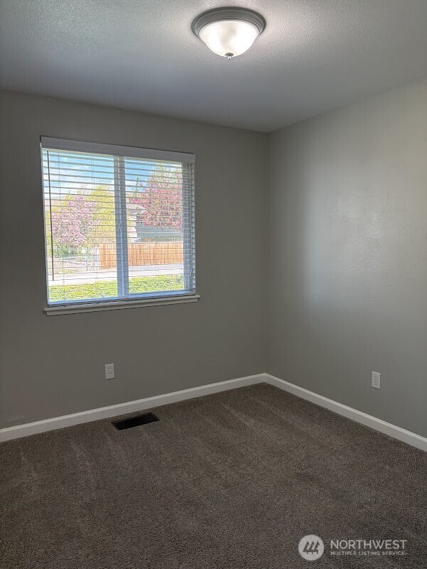 1104 NE 9th Street , East Wenatchee, WA 98802