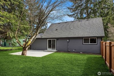 14205 77th Avenue NE, Kirkland, WA 98034 - Photo 17