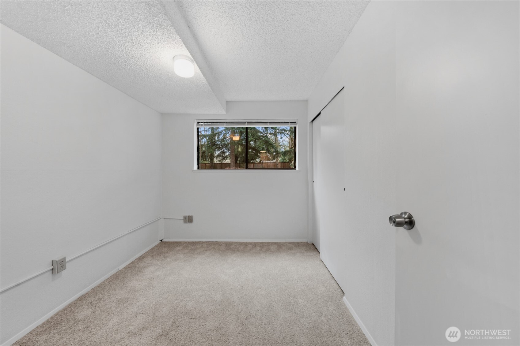 13919 SE 3rd Place , Bellevue, WA 98005