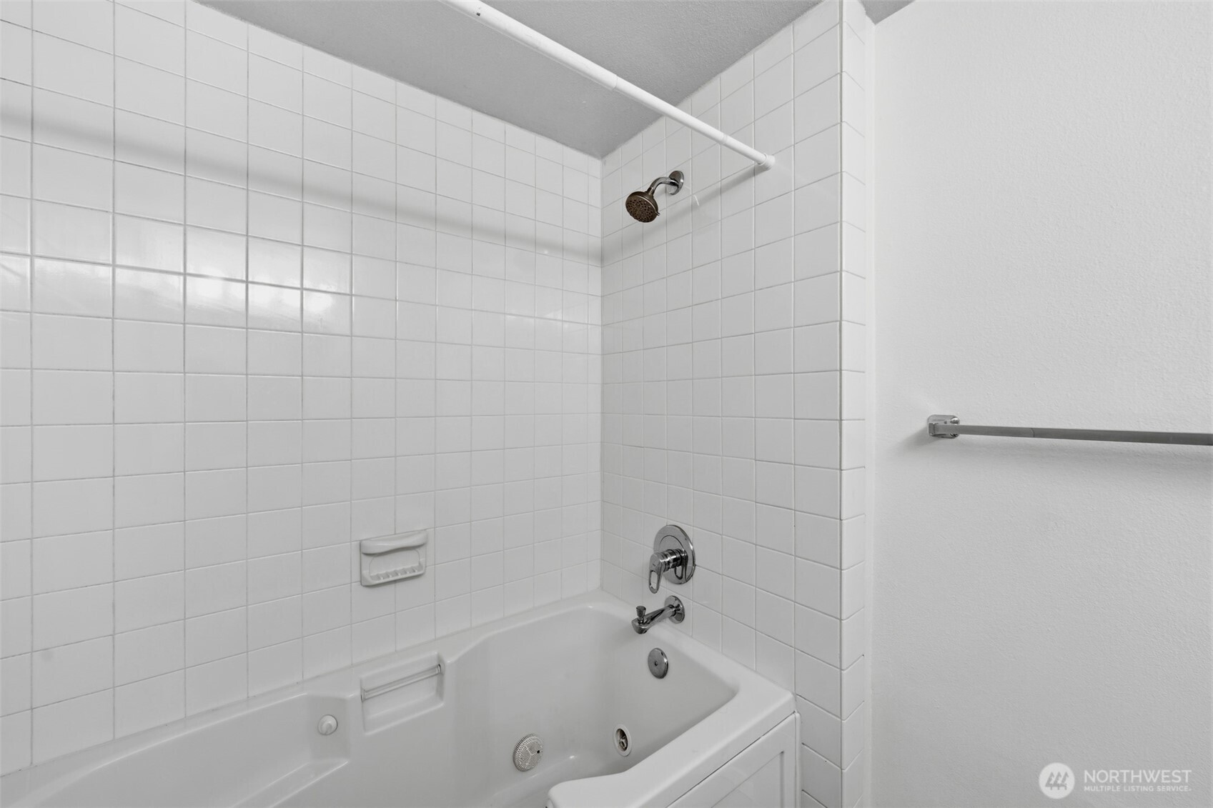 13919 SE 3rd Place , Bellevue, WA 98005
