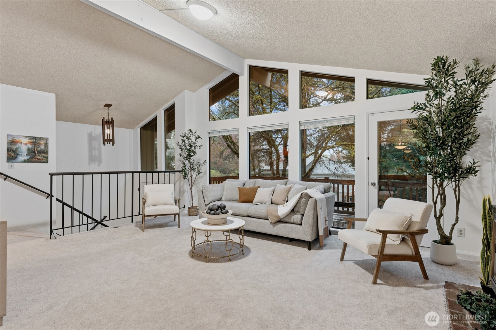 13919 SE 3rd Place , Bellevue, WA 98005