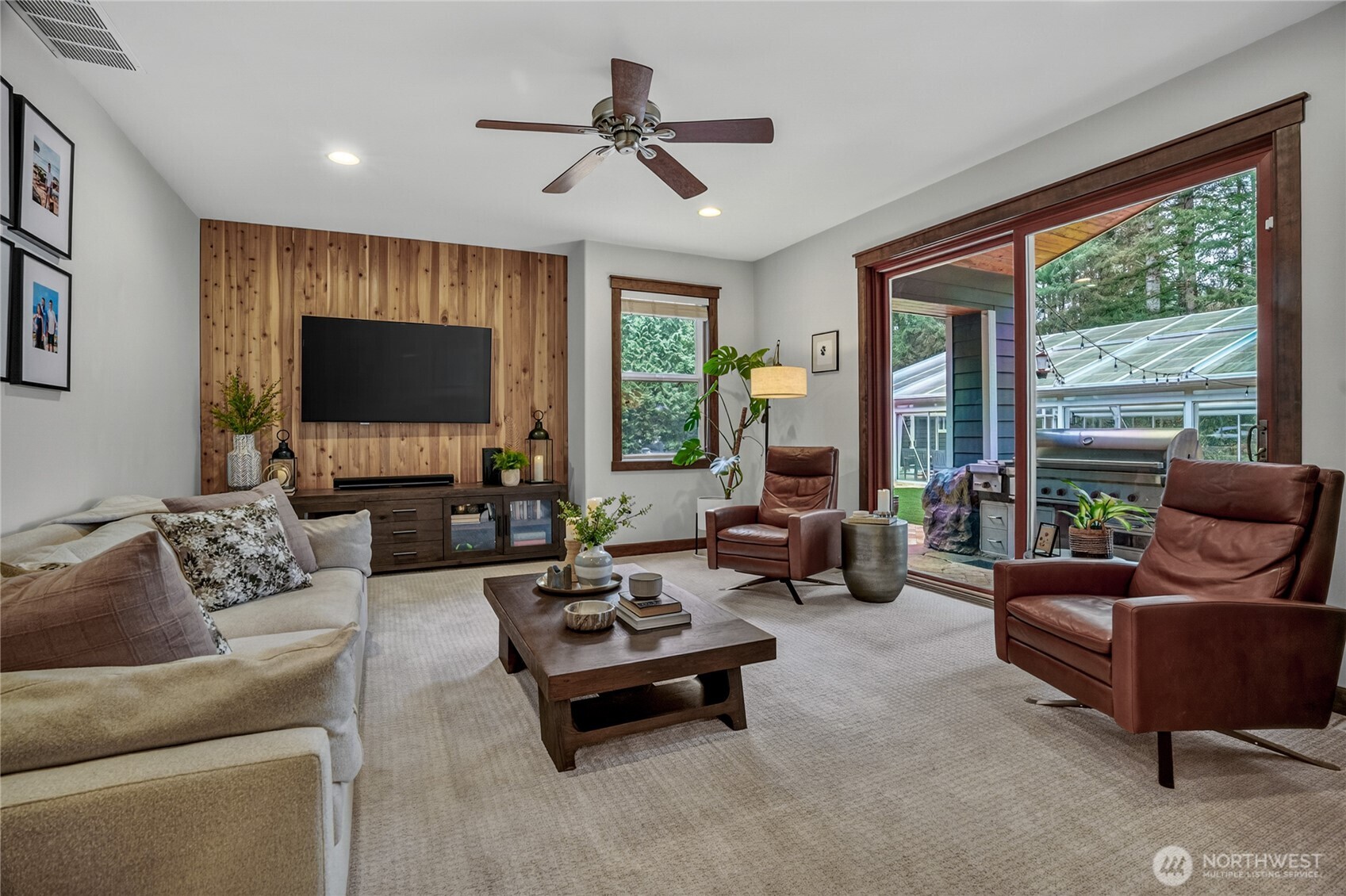 27924 SE 268th Street , Ravensdale, WA 98051