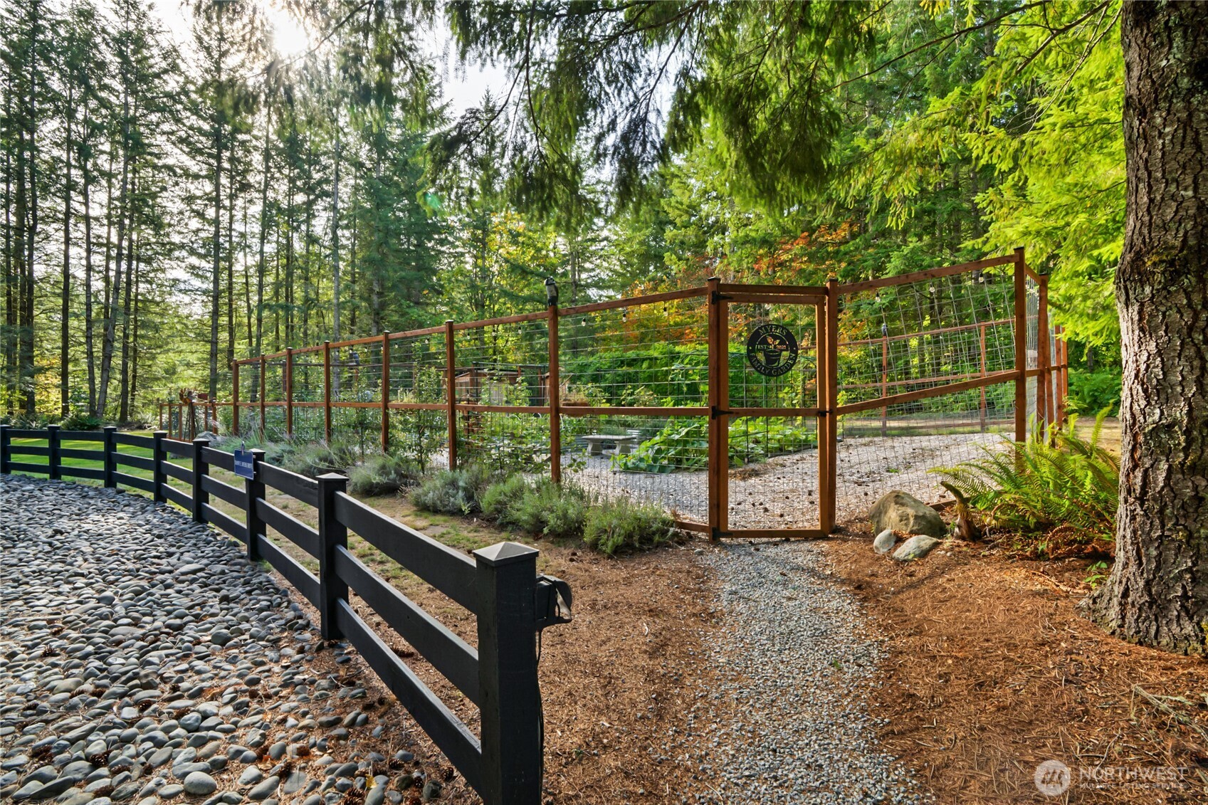 27924 SE 268th Street , Ravensdale, WA 98051