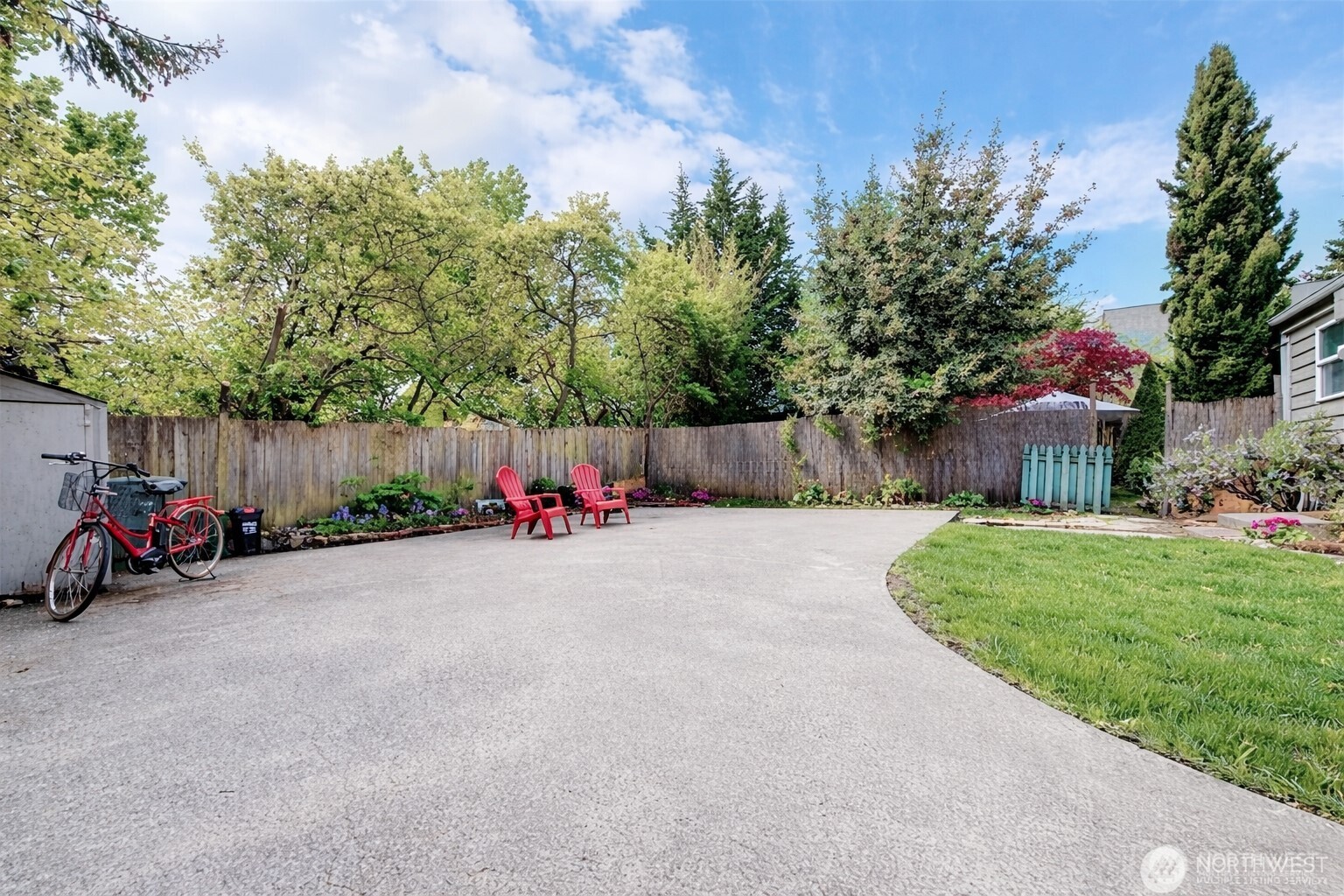 2517 - 2519 E Pike Street , Seattle, WA 98122